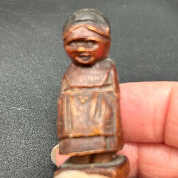 Syroco Miniature Folk Vintage Figurine Woman - Picture 1 of 6